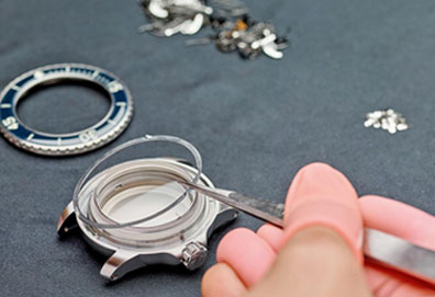 深圳欧米茄售后维修中心提供走时检测服务