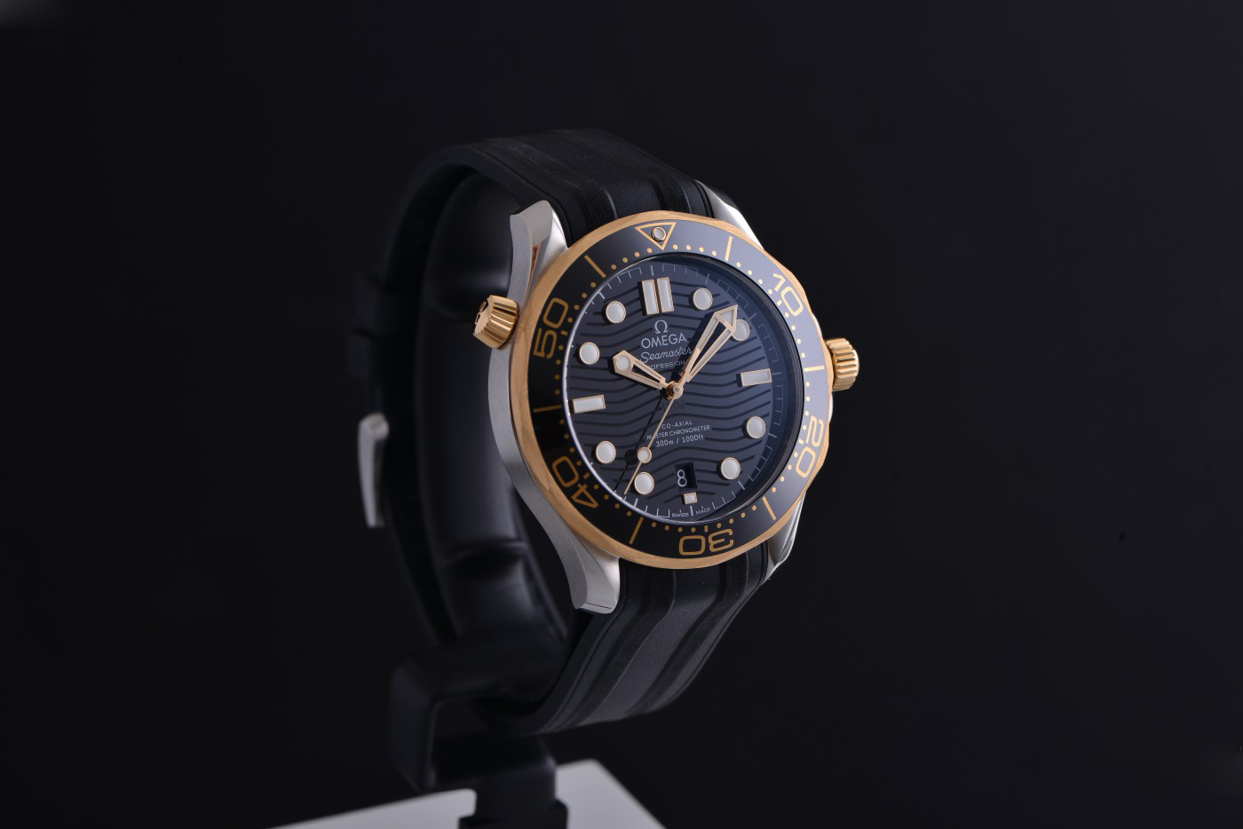 欧米茄金海马潜水之王(图) 欧米茄金海马潜水之王(图)