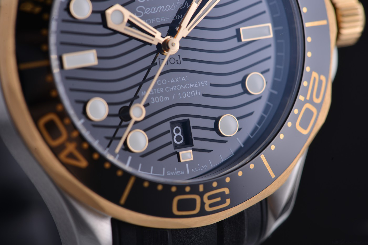 欧米茄金海马潜水之王(图) 欧米茄金海马潜水之王(图)