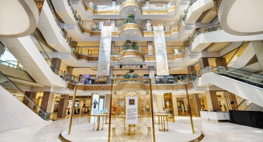 欧米茄“她的时光”女士腕表展 倾情亮相哈尔滨