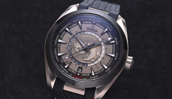 欧米茄海马系列海洋宇宙Ultra Deep专业潜水表